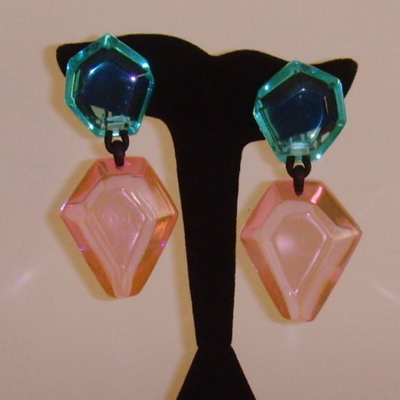 MONIES Gerda Lynggaard Lucite Dangle Earrings - NEW - Picture 5 of 14